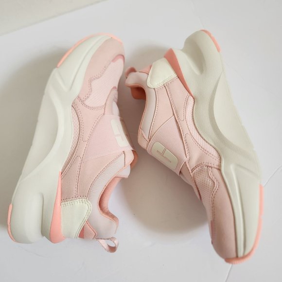 Ugg Posie Pink / White La Flex Slip On Trainer, Size 7 - Picture 9 of 15